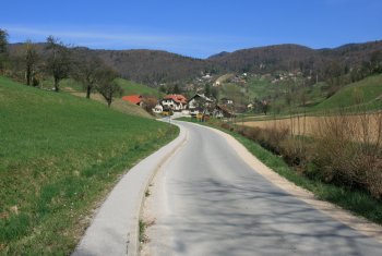 Route de Slov&eacute;nie pr&egrave;s de Terme Dobrna